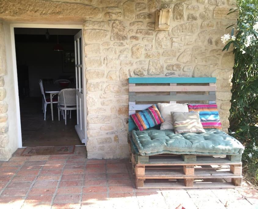 Gite Des Amis Domaine De Mas Caron Caromb Exterior photo